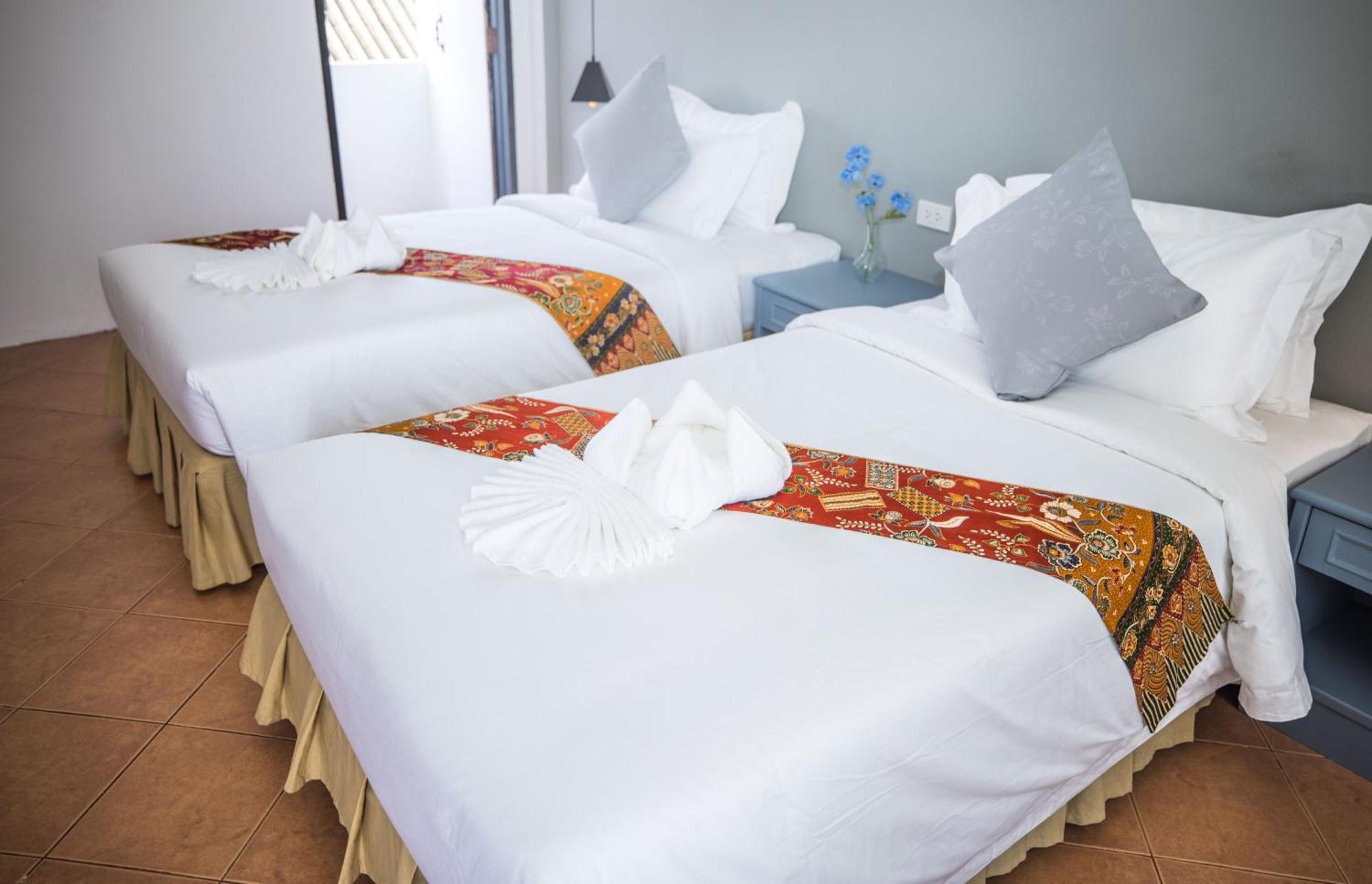 Blue Carina Hotel Phuket Kültér fotó