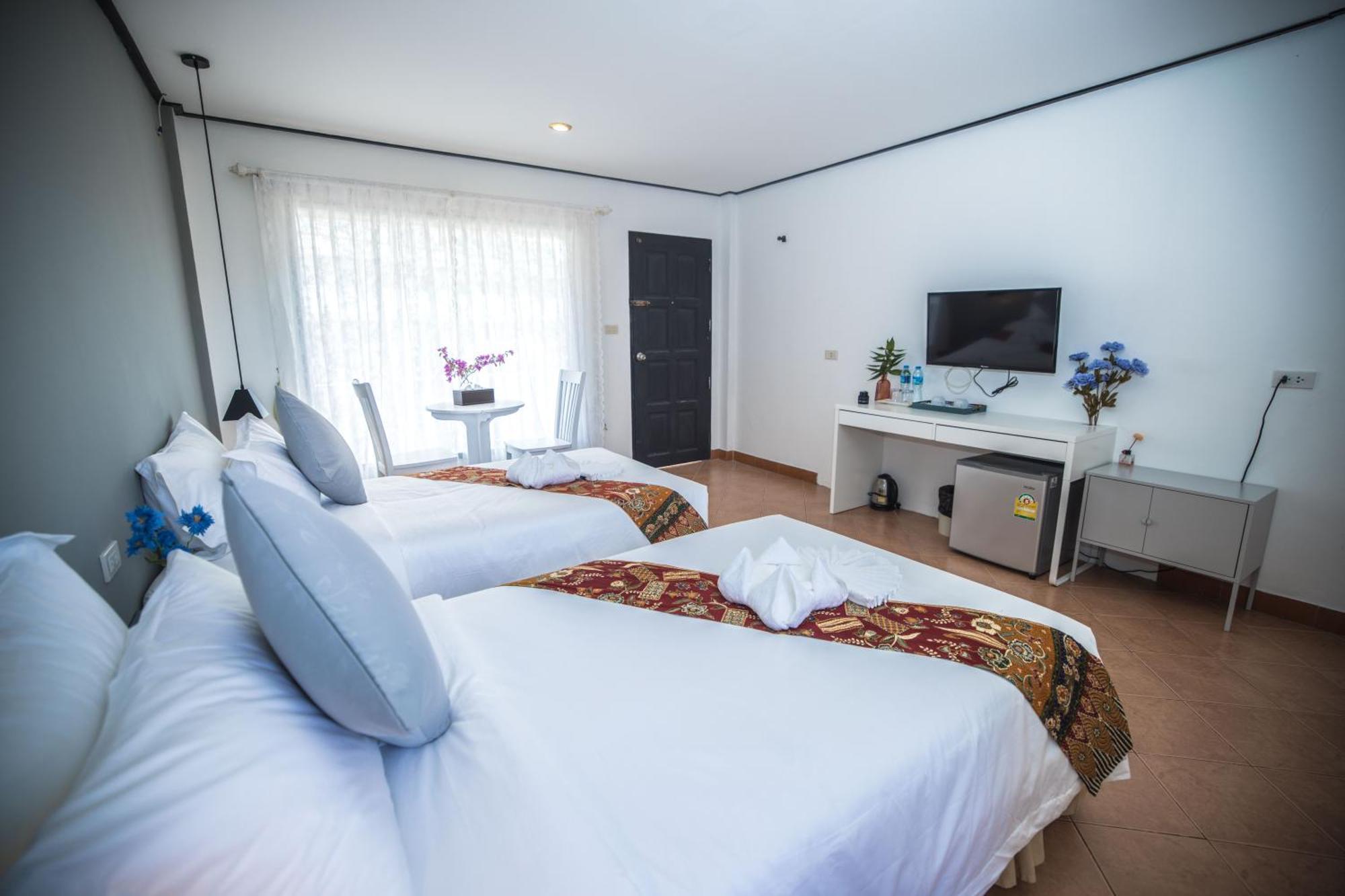 Blue Carina Hotel Phuket Kültér fotó