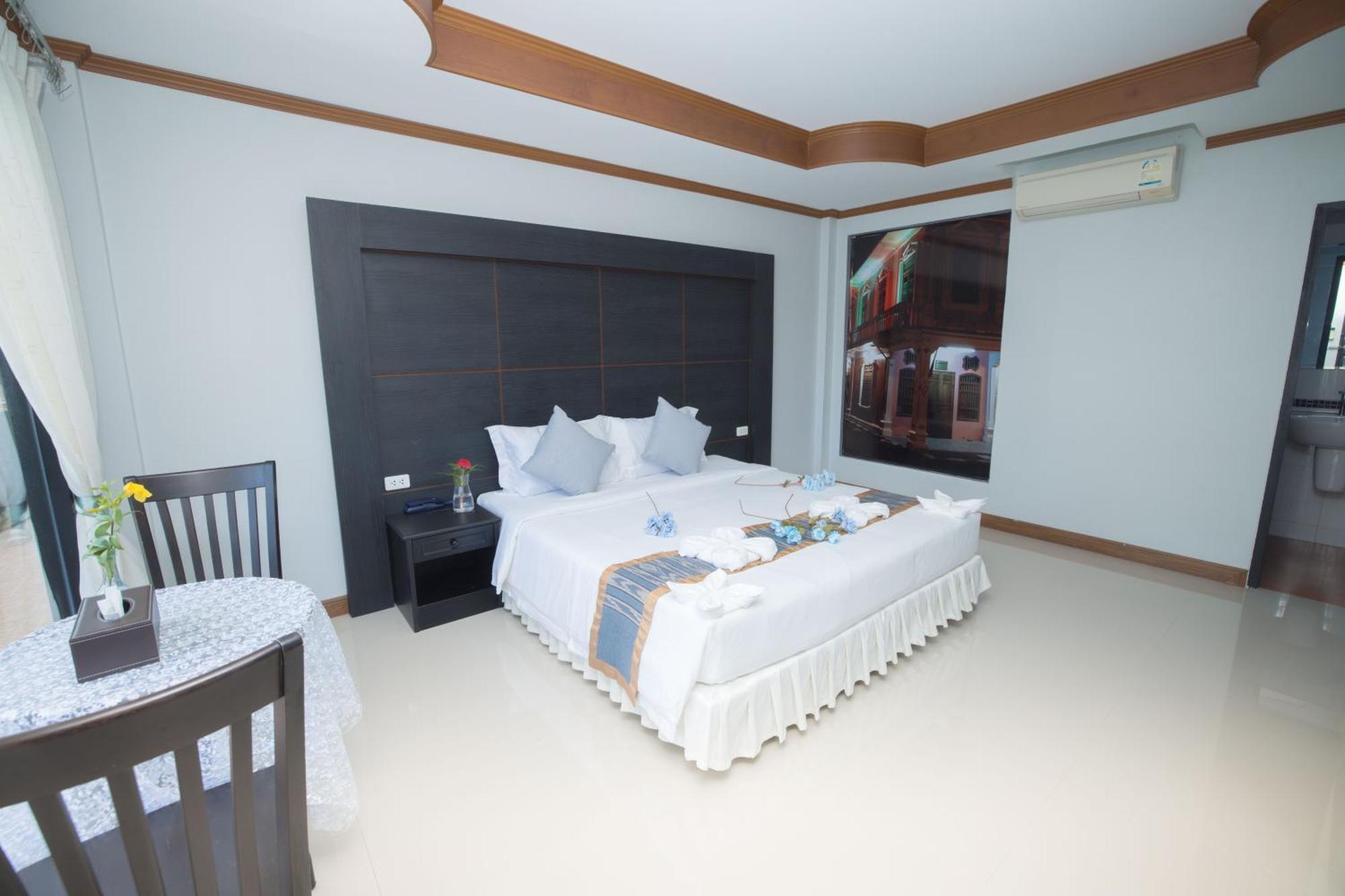 Blue Carina Hotel Phuket Kültér fotó