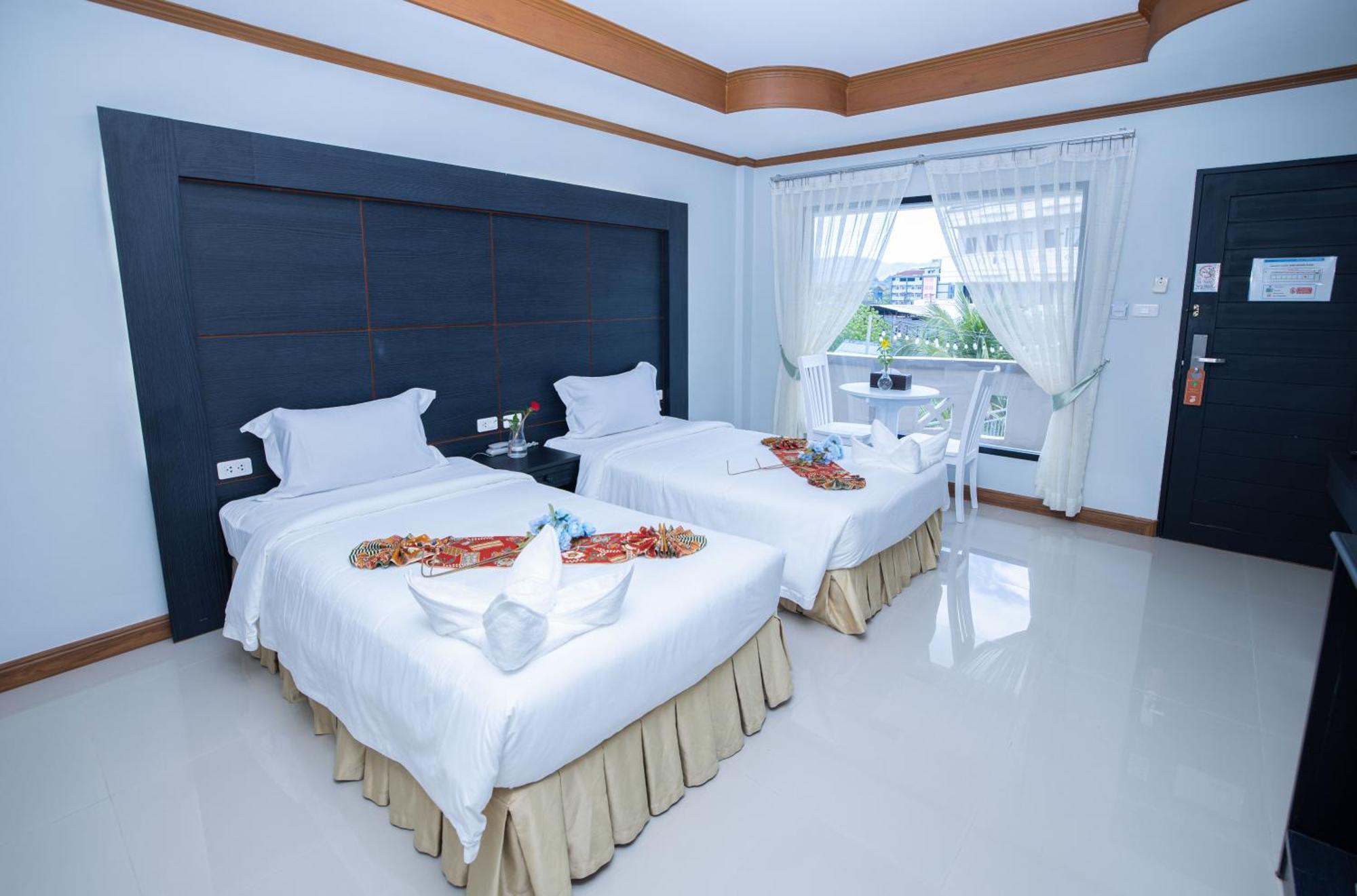 Blue Carina Hotel Phuket Kültér fotó