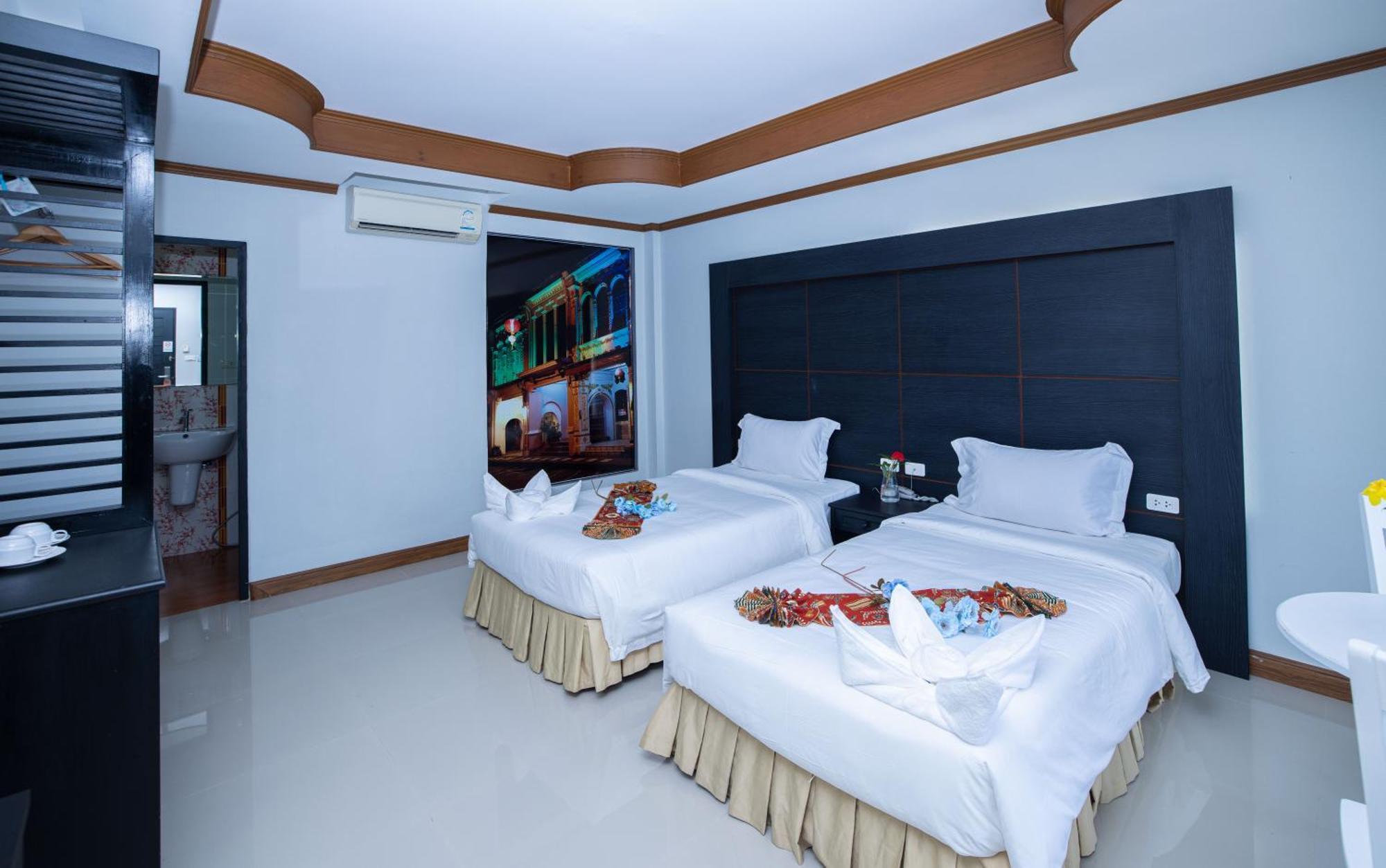 Blue Carina Hotel Phuket Kültér fotó