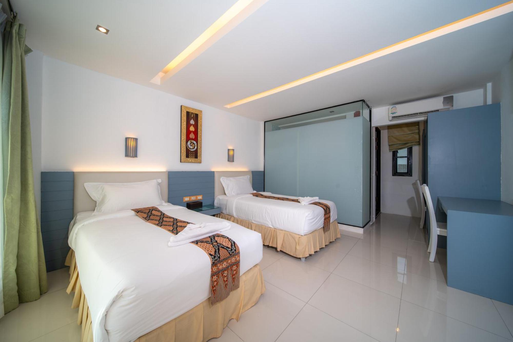 Blue Carina Hotel Phuket Kültér fotó